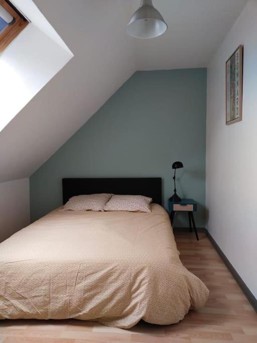 Charmant Appartement Au Calme Avec Parking Besançon Exterior foto